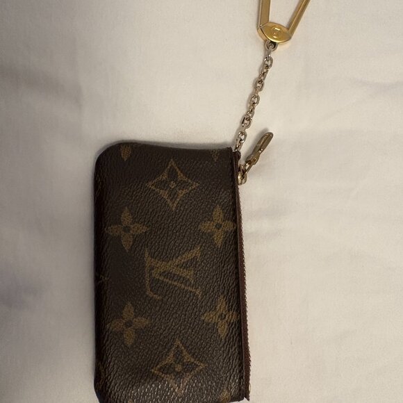 Louis Vuitton key pouch - Picture 5 of 5